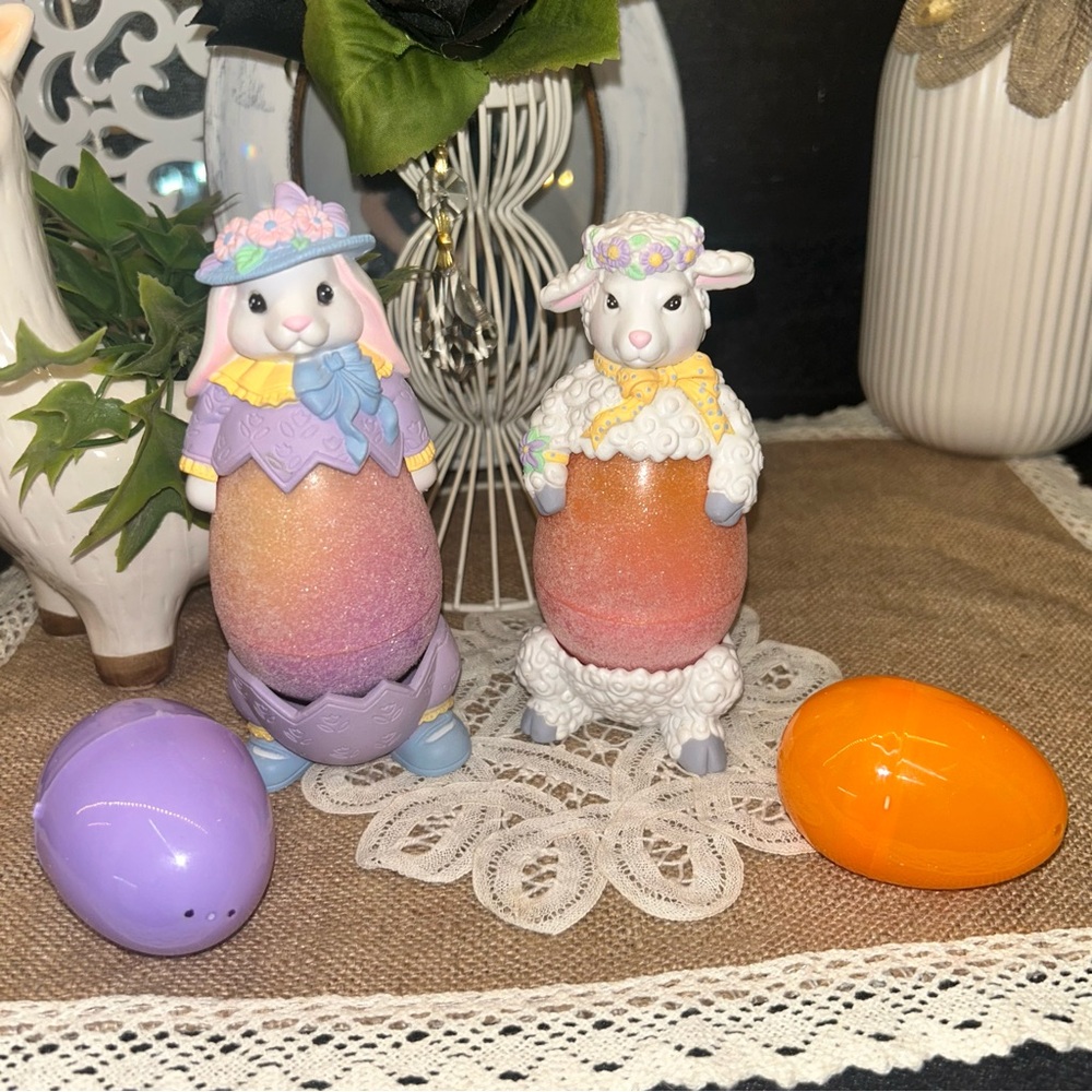 Vintage Avon 1997 Easter Egg Pals Lamb and Bunny set egg holders 4" plastic - Picture 4 of 11